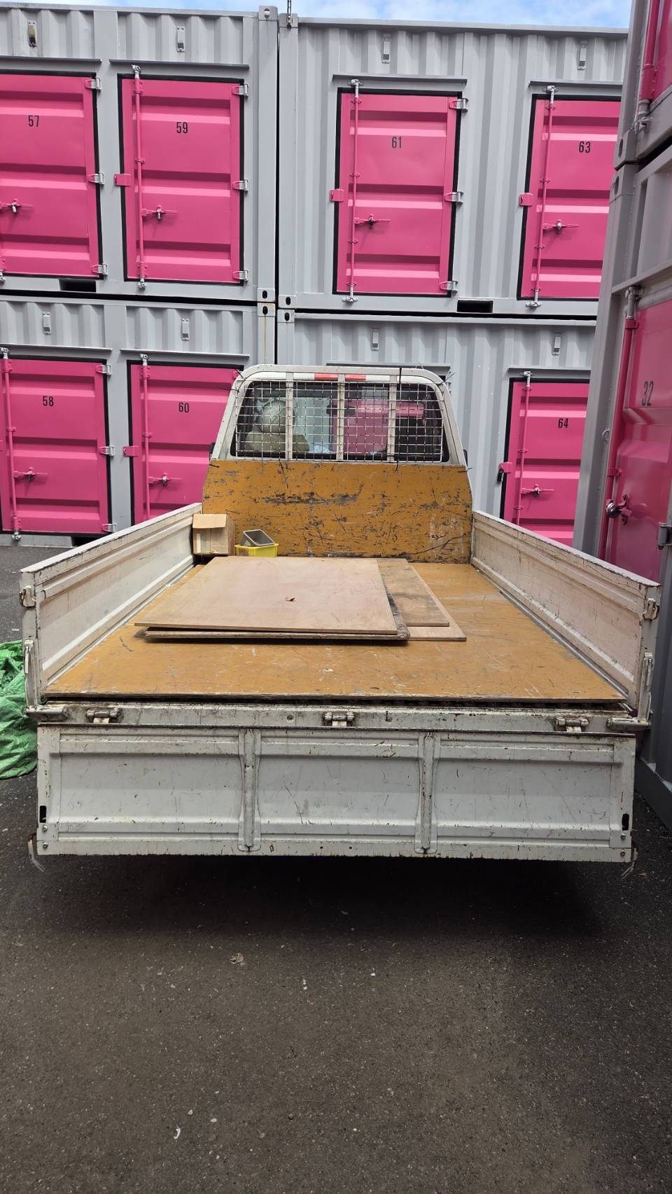 東京都　大田区　産業廃棄物回収