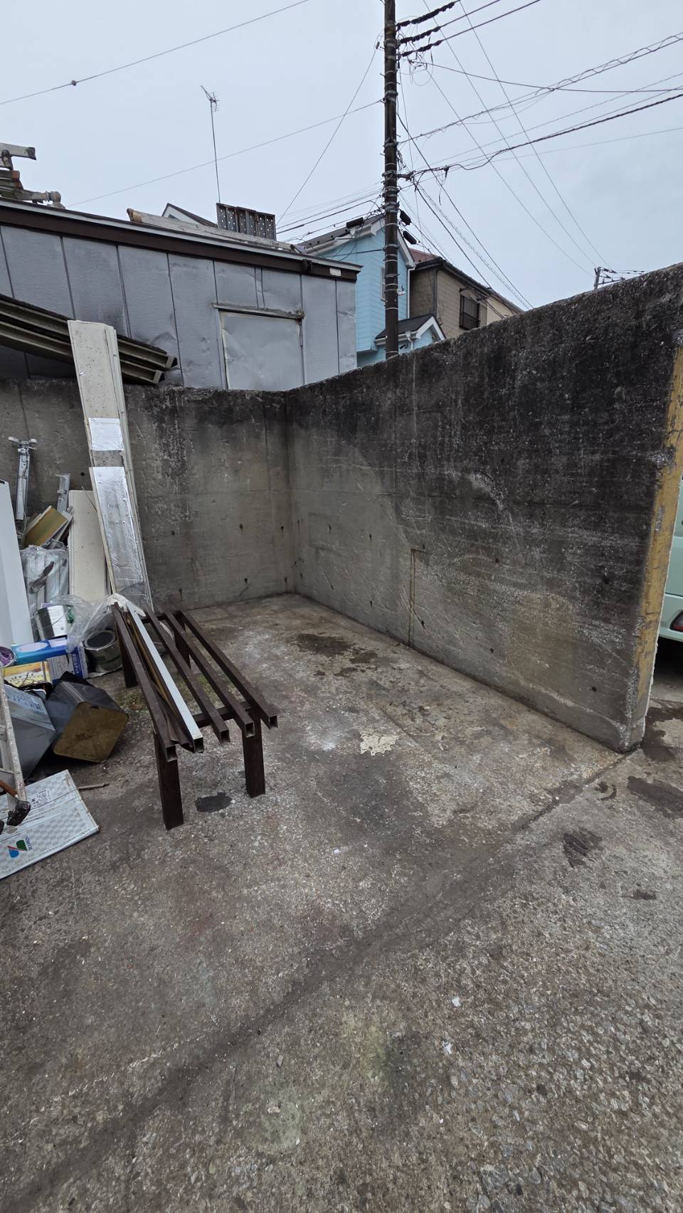 横浜市　磯子区　産業廃棄物回収
