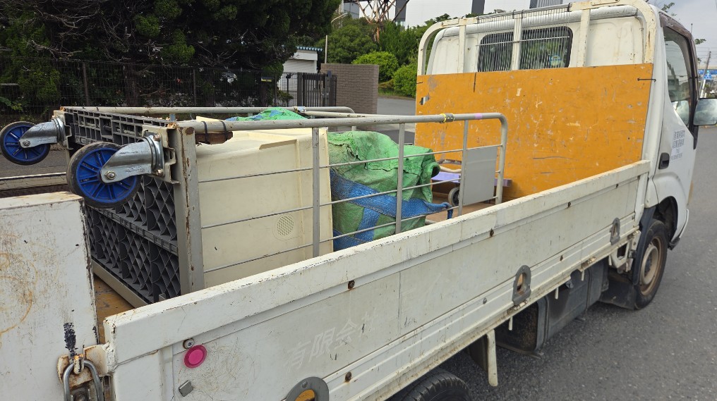 横浜市　神奈川区　産業廃棄物回収