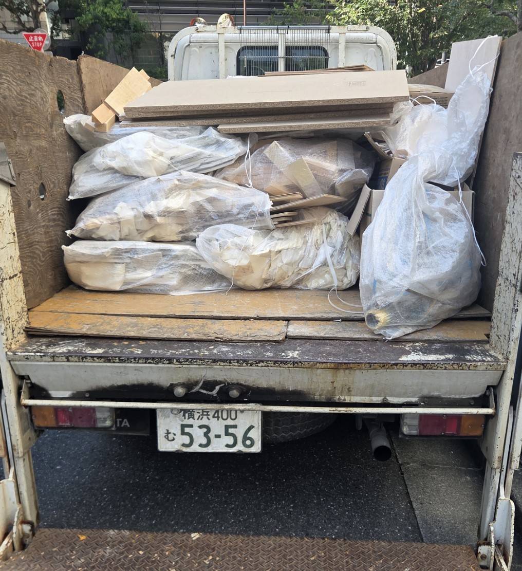 横浜市　緑区　産業廃棄物回収